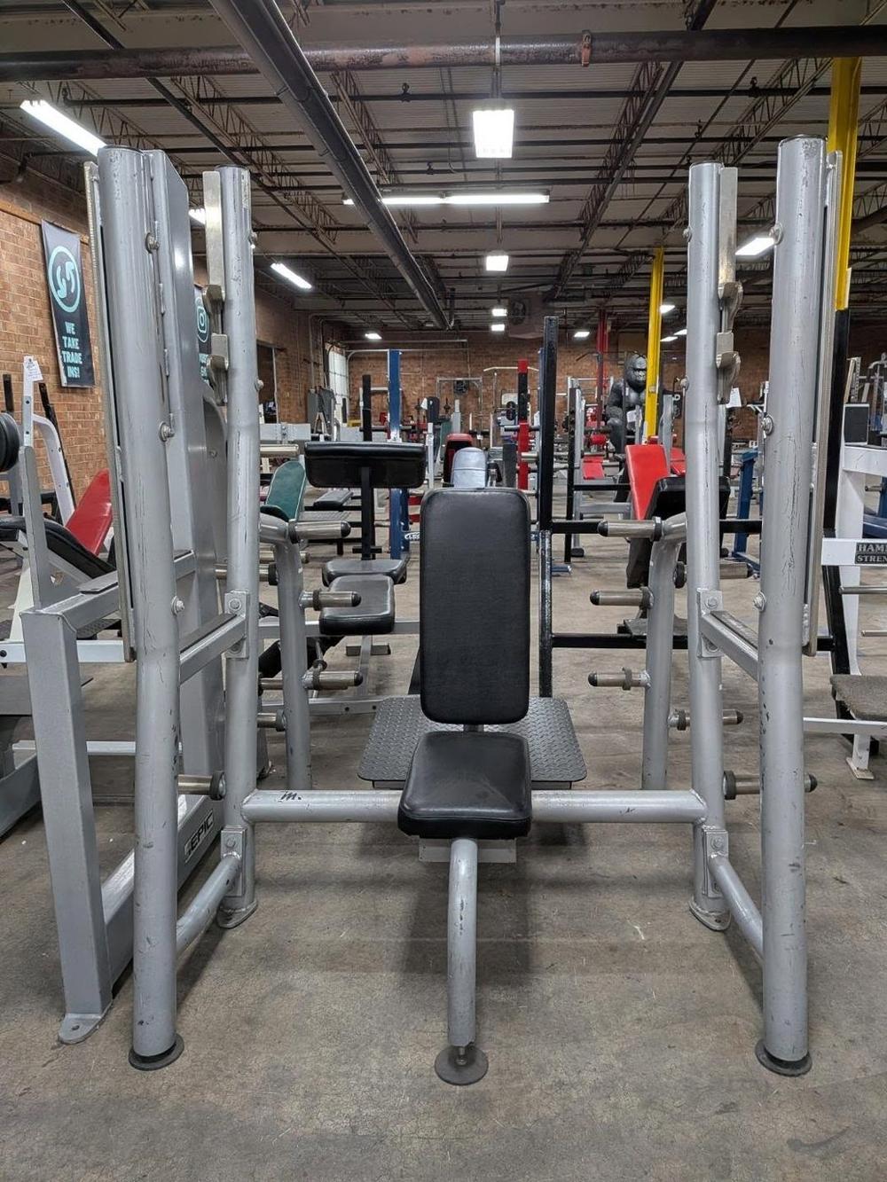 Used Silver Olympic Military Bench – very good benches for sale in Dallas, Texas