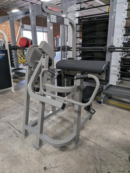 Life Fitness Arm Curl Machine – very good weight machines for sale